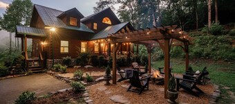 Pet-Friendly Blue Ridge Cabin on 9 Acres! Views, Theater, Game Room, Trails!
