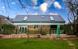 Cottage, Multiple Beds | Exterior - Luxury Cottage With hot tub in the Forest of Dean (Lydney)