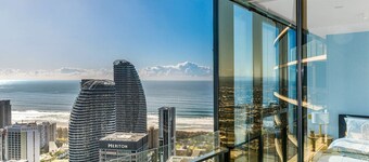The Darling of Broadbeach - with spectacular views