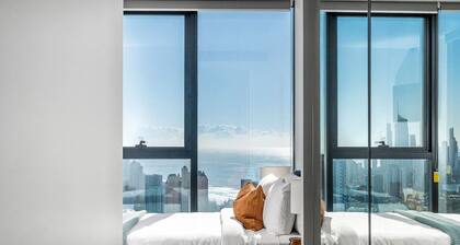 The Darling of Broadbeach - with spectacular views