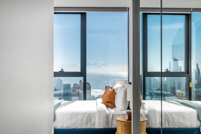 The Darling of Broadbeach - with spectacular views