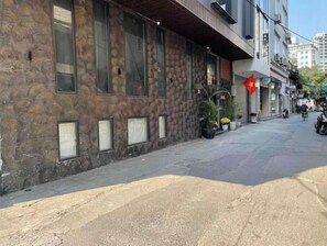 Exterior - ★ SATORI ★ 2BR Bleisure Apt with Tub ★ Hoan Kiem (Hanoi)