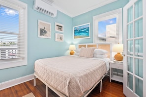 1 dormitorio, sábanas de algodón egipcio, tabla de planchar con plancha