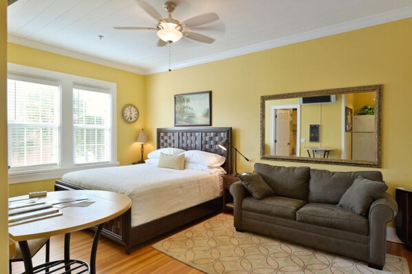 Strygejern/strygebræt, Wi-Fi, sengetøj