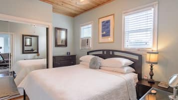 1 bedroom, Egyptian cotton sheets, iron/ironing board, WiFi