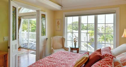 LANGFORD SUITE AT OLD COLORADO INN