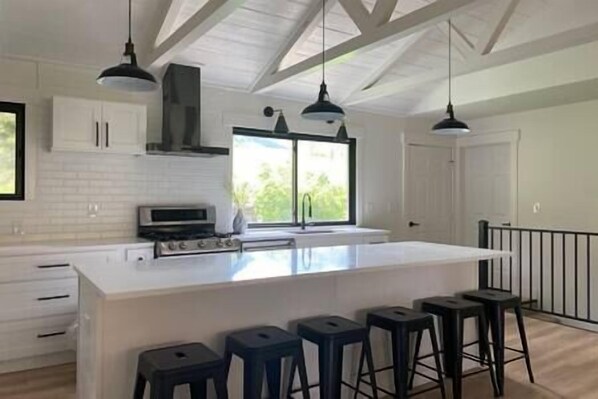 Fridge, microwave, oven, stovetop - Large Nordic Valley Ski In Home Reunions/Retreats (Eden)