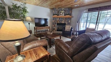 TV connectée, cheminée