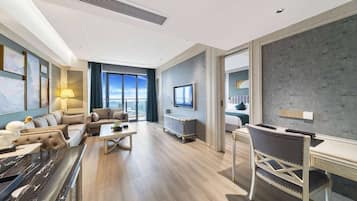 ميني بار وخزنة داخل الغرفة وواي فاي مجانًا