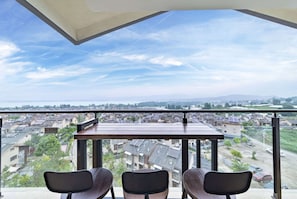 Minibar, caja de seguridad en la habitación y wifi gratis