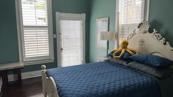 6 bedrooms, iron/ironing board, travel crib, free WiFi