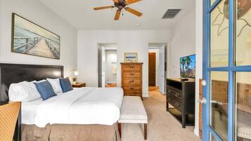 1 bedroom, desk, iron/ironing board, WiFi