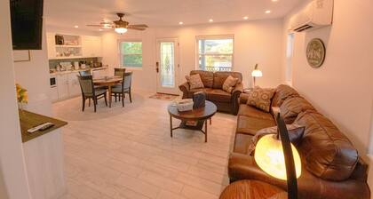 Close to Sedona cozy 2 Queen beds, free WiFi Suite