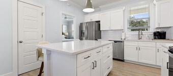 Renova In the Bay - Unit A & B