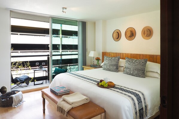 Classic Room | View from room - Juarez Colorido By The Local Way (Mexico City)