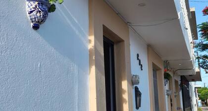 "A" Central Private Apartment - ALEGRÍA Housing