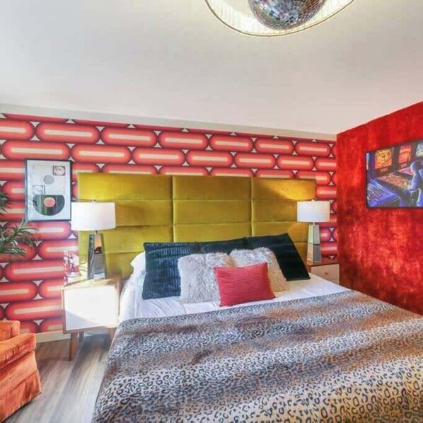 1 chambre, fer et planche à repasser, Wi-Fi, literie fournie