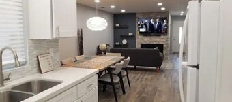 Book it and Love it! HGTV Looking Home