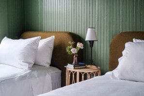 Family Suite, 1 Bedroom | Hypo-allergenic bedding, down comforters, minibar - The Drifthaven at Gearhart (Gearhart)