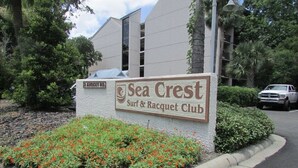 A sign for Sea Crest Surf & Racquet Club at 9 Avocet Rd. - Labor Day Week (9/3-9/10) Ocean Resort Condo (Hilton Head Island)