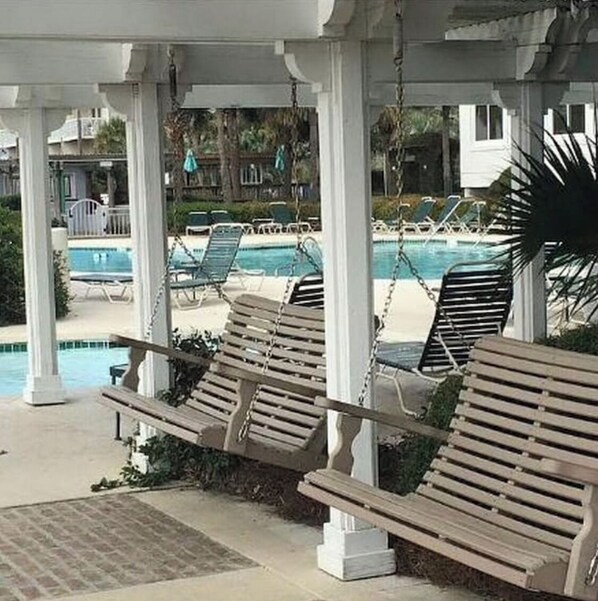 恒温泳池