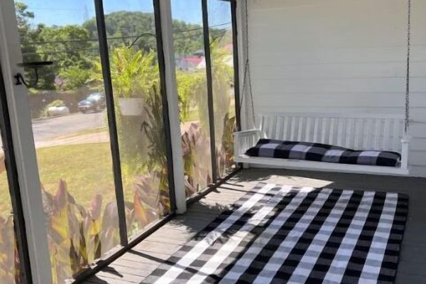 2 عدّة غرف نوم وواي فاي مجانًا وملاءات أسرّة