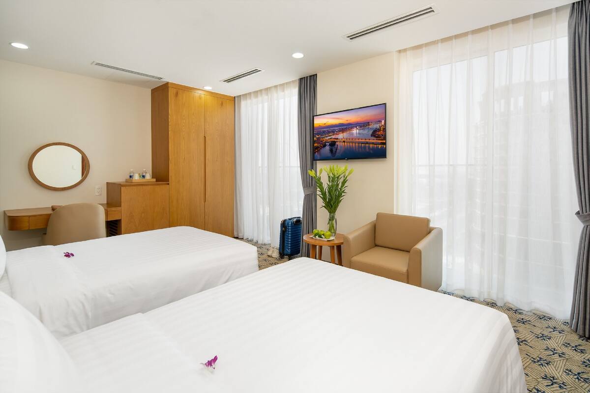 Phòng Superior | 1 phòng ngủ, minibar, két bảo mật tại phòng, bàn 