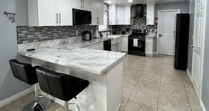 Beautiful home with free parking