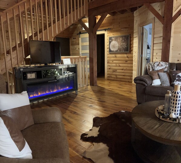 Smart TV, fireplace, video games, ping pong