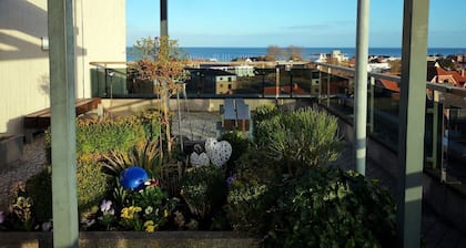 Berolina 510 - 90 degrees east - course 90° east - direct view of the Baltic Sea!