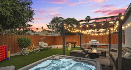 Calypso Breeze, Hot Tub, Fire Pit, Games, 2 King Bed, 1 Minute Walk to the Beach