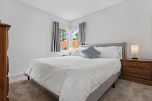 2 bedrooms, desk, iron/ironing board, travel crib