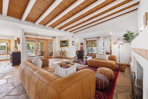 Interior - 'Rancho Colibri' 2.5 acres, tennis court, lap pool (Rancho Mirage)