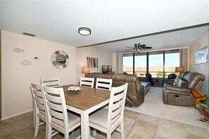 Interior - Anchorage 402 (Siesta Key)