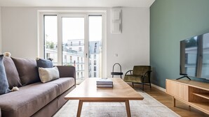 Fernseher, Stereoanlage