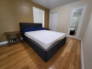 Room - Spacious Guest House With Pool (Miami)