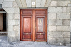 Exterior detail - Lavapiés 2BR fully refurbished, near Atocha (Madrid)