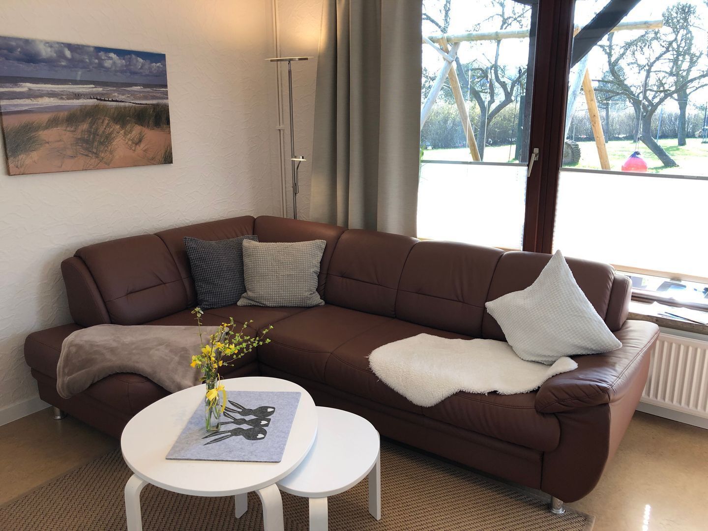 Fernseher, DVD-Player, Tischtennisplatte, Stereoanlage