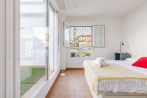 1 bedroom, iron/ironing board, free WiFi, bed sheets - - (Torre del Mar)