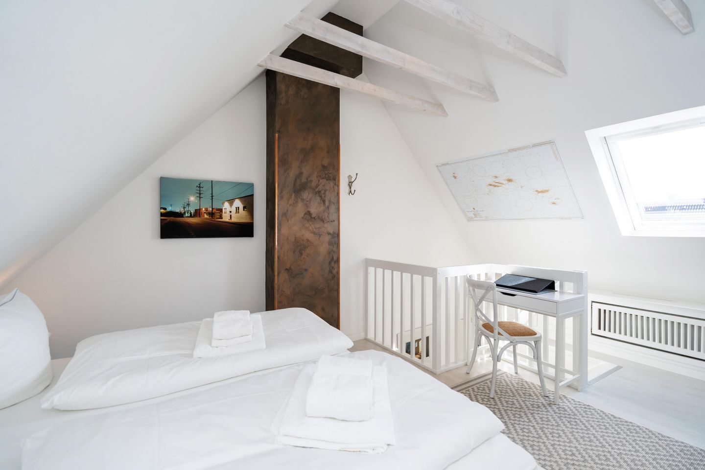 3 bedrooms, iron/ironing board, WiFi