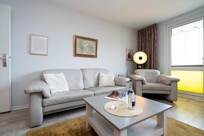 テレビ、ステレオ