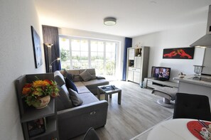 Imagen sin descripción, 2 de 16, botón