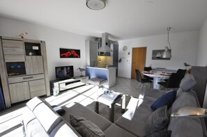 Imagen sin descripción, 4 de 16, botón