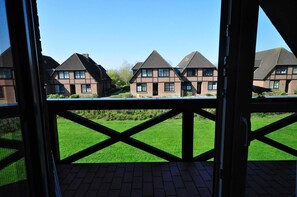 Interior - Vacation apartment Legewarfen 4/4 - Wohnpark Werdum (Werdum)