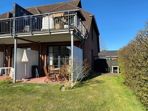 Unclassified image, 3 of 13, button