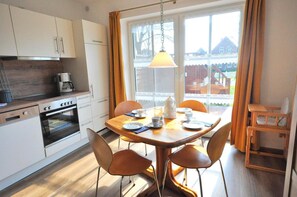 Mikrovågsugn, ugn och diskmaskin