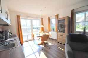 Unclassified image, 2 of 19, button - Am Kurmittelhaus - Holiday apartment Kurmittelhaus apartment 5 (Werdum)