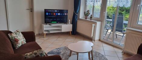 Televisio, DVD-soitin, stereot