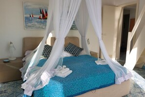 2 bedrooms, in-room safe, iron/ironing board, WiFi - Imperiale front beach Apartment  (Viareggio)