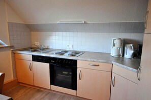 Mikrowelle, Ofen, Geschirrspüler